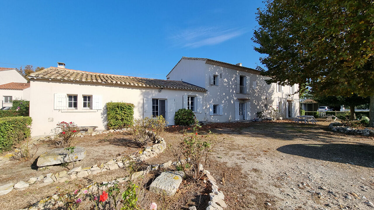 maison 9 pièces 300 m2 à vendre à Arles (13200)