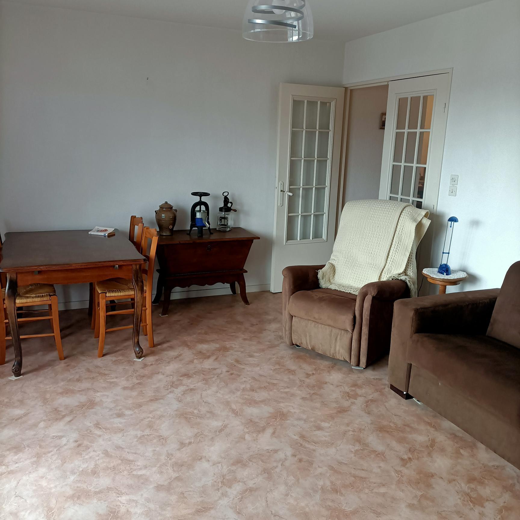 Photo Vente T4 86 m² à Chauffailles 117 000 ¤ image 2/4