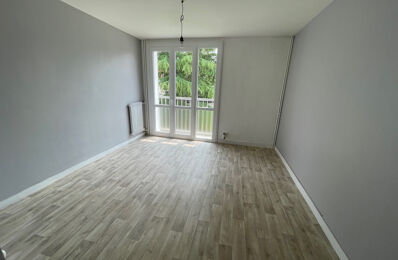 location appartement 520 € CC /mois à proximité de L'Étrat (42580)