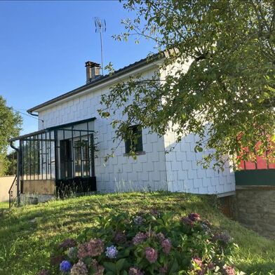 Maison 2 pièces 99900 €