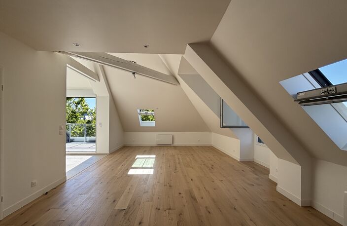 Dernières opportunités livrées ! Appartements de charme aux belles hauteurs sous plafond face à la Cathédrale. — photo 2