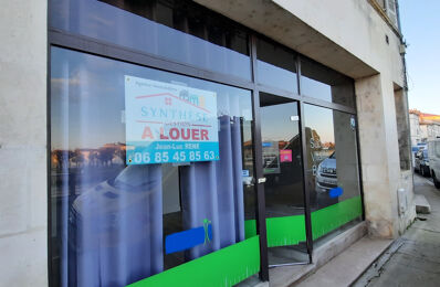 location commerce 730 € CC /mois à proximité de Charente (16)