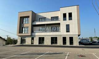 Bureau  1654 m² à louer à Limas (69400)