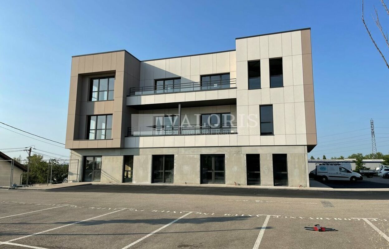 bureau  pièces 1654 m2 à vendre à Limas (69400)