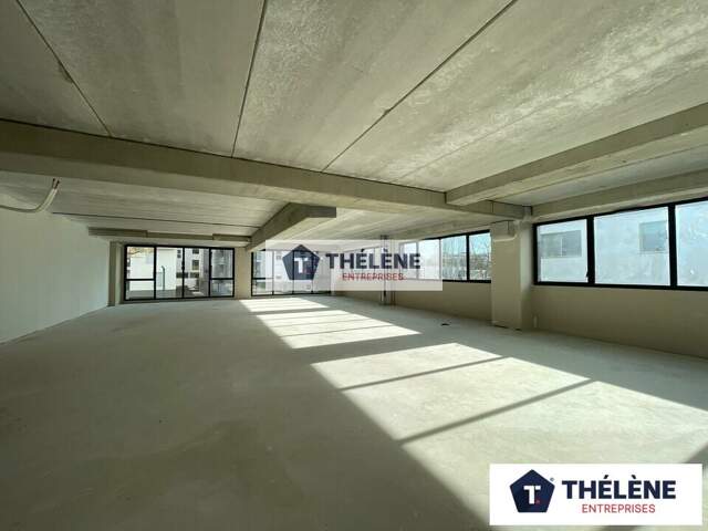 BUREAUX à VENDRE — photo du bien