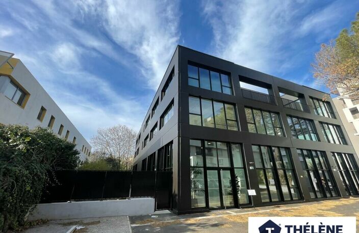 BUREAUX à VENDRE — photo 2