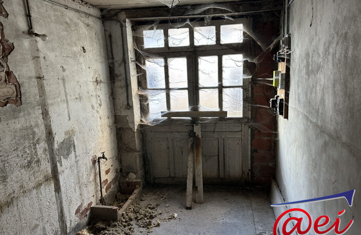 Immeuble de 300m2 à rénové avec plan de 5 appartements — photo 4