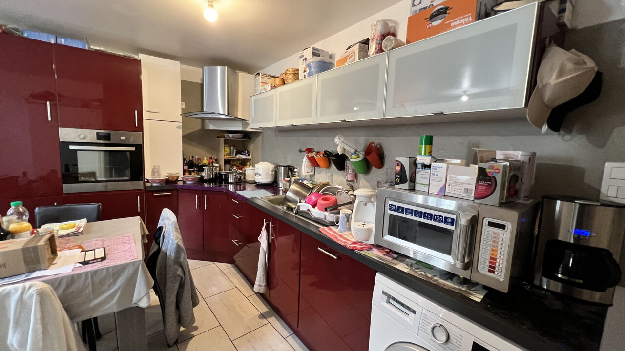 immeuble  pièces 80 m2 à vendre à Les Herbiers (85500)