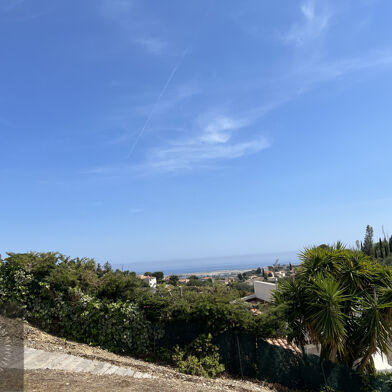 Terrain  1590000 €