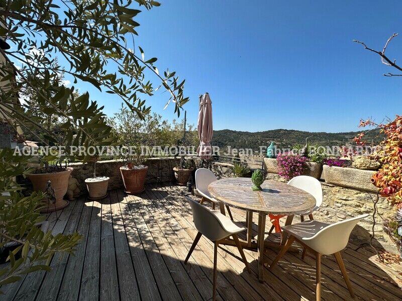 Maison de Village   T8 à vendre Venterol 26110