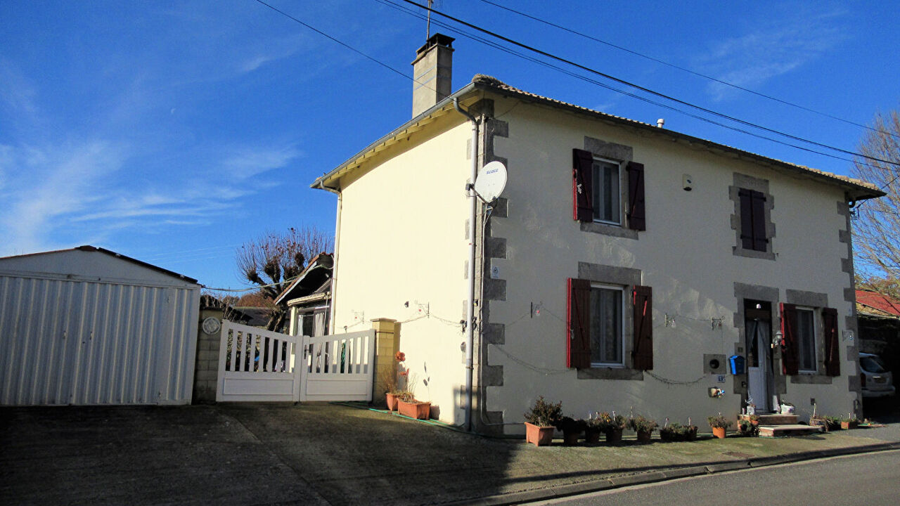 maison 6 pièces 105 m2 à vendre à Gajoubert (87330)
