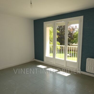 Appartement 3 pièces 620 €