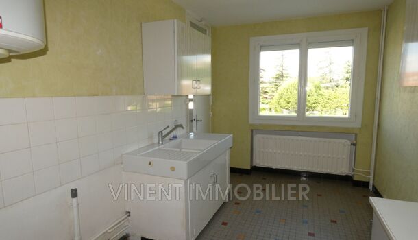 Appartement 3 pièces  à louer Montélimar 26200