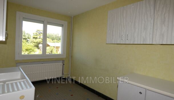 Appartement 3 pièces  à louer Montélimar 26200