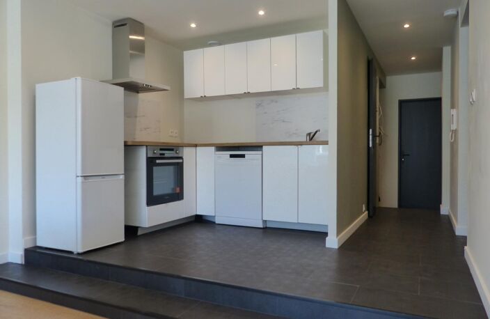 Ensemble de 7 Logements meublés / 8 Rue DUPLOYE — photo 5