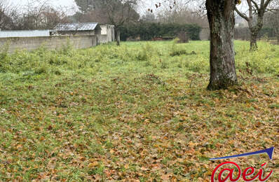 Terrain constructible de 2300 m2 — photo du bien