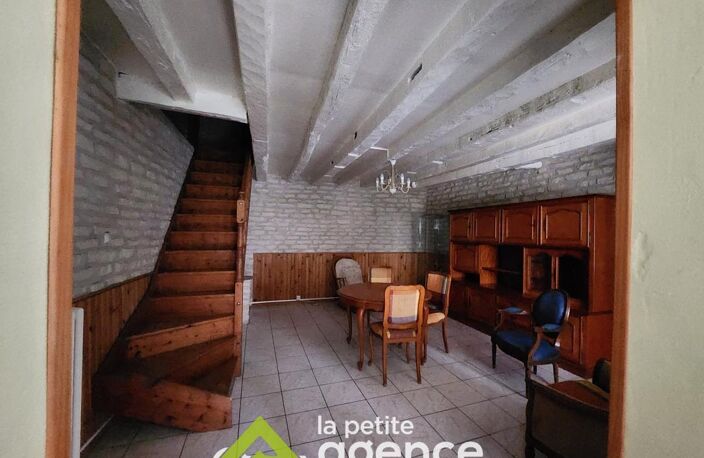 Charmante maison édifiée sur 380 m2 de terrain comprenant 4 — photo 5