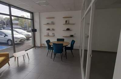 Local commercial - 60m ² — photo du bien