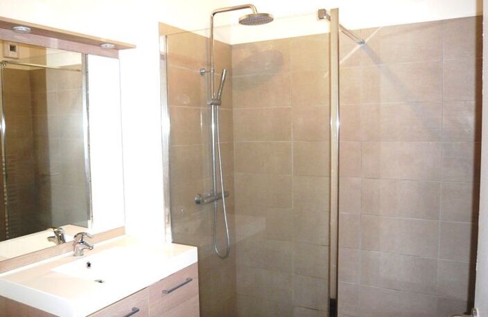 T3 - 75m ² — photo 2