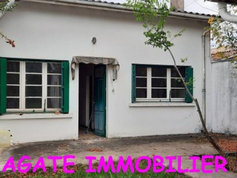 MAISON A RENOVER SUR 600M² DE TERRAIN 33840 CAPTIEUX — photo 1