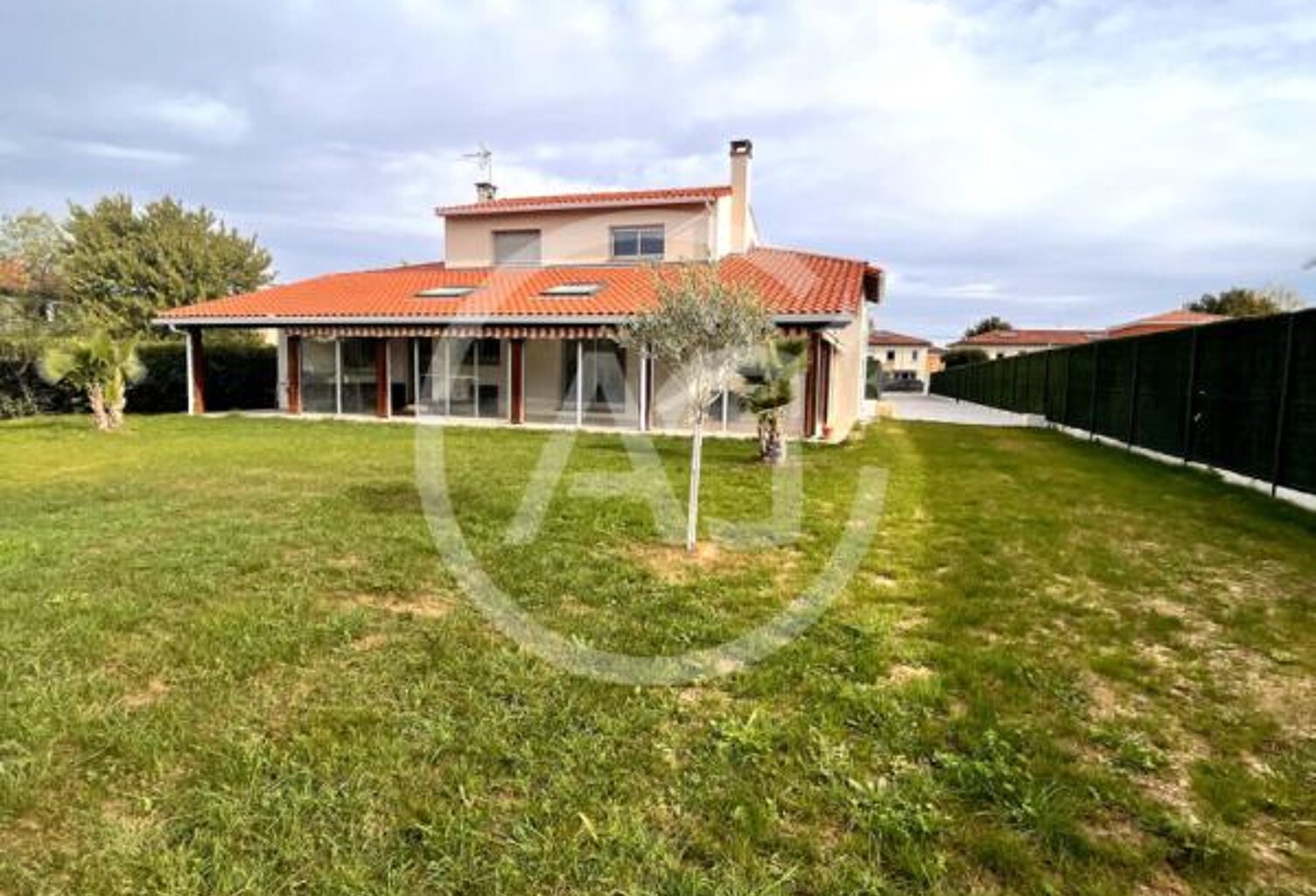 SAINT ORENS DE GAMEVILLE - MAISON  T6 AVEC JARDIN ET GARAGE - 150M2 — photo 1