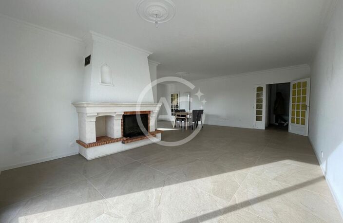 SAINT ORENS DE GAMEVILLE - MAISON  T6 AVEC JARDIN ET GARAGE - 150M2 — photo 4