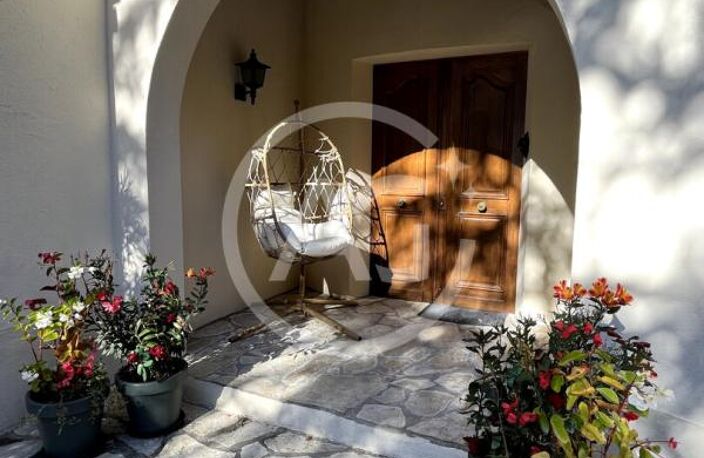 Maison cossue - Parc arboré piscinable - Calme — photo 2