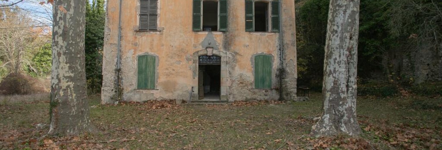 Maison 9 Pièces 230 m² à vendre à Châteaudouble (83300)