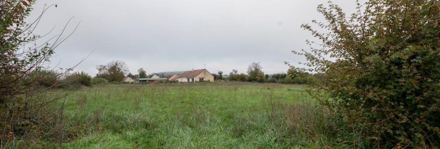Terrain  2114 m² à vendre à Vaux d'Amognes (58130)