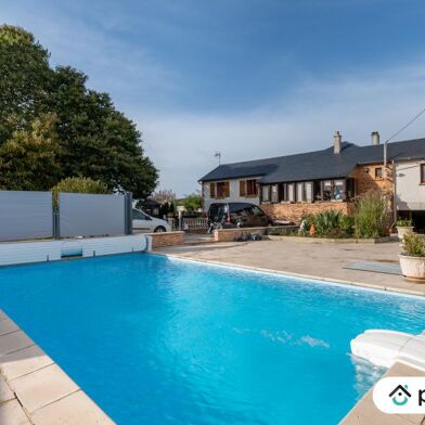 Maison 6 pièces 313990 €