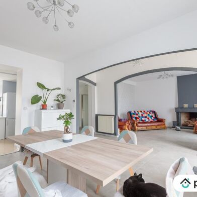 Maison 7 pièces 242700 €