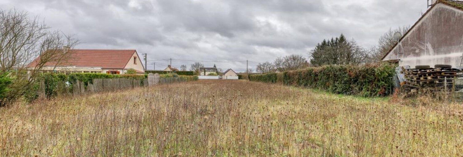 Terrain  2373 m² à vendre à Cheverny (41700)