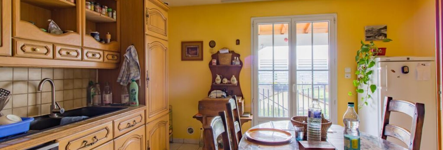 Maison 6 Pièces 205 m² à vendre à Terrasson-Lavilledieu (24120)