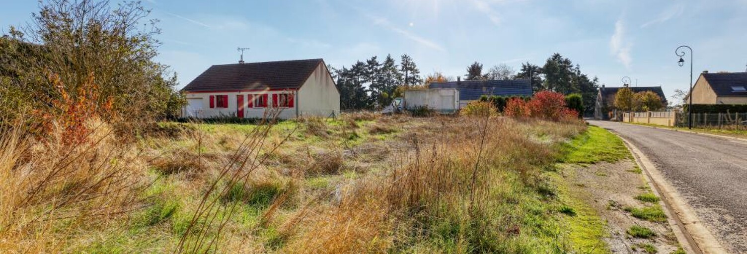 Terrain  662 m² à vendre à Ouarville (28150)