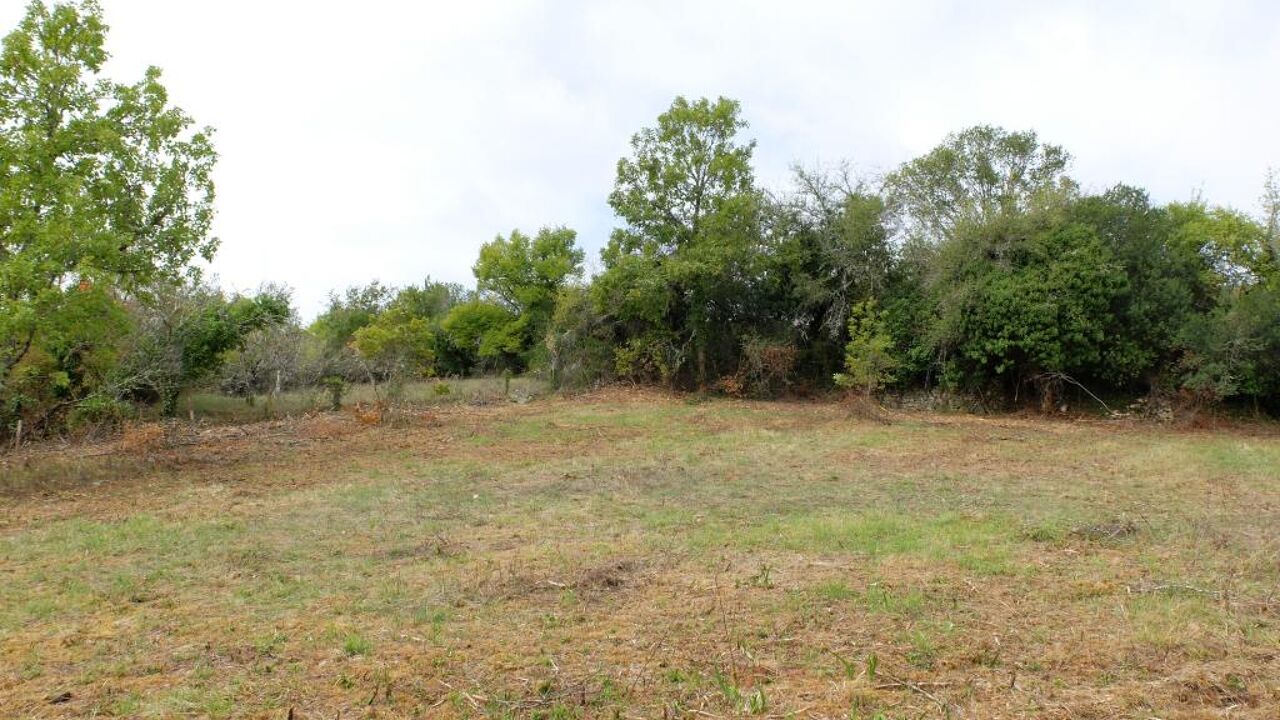 terrain  pièces 1946 m2 à vendre à Saint-Cyprien (24220)