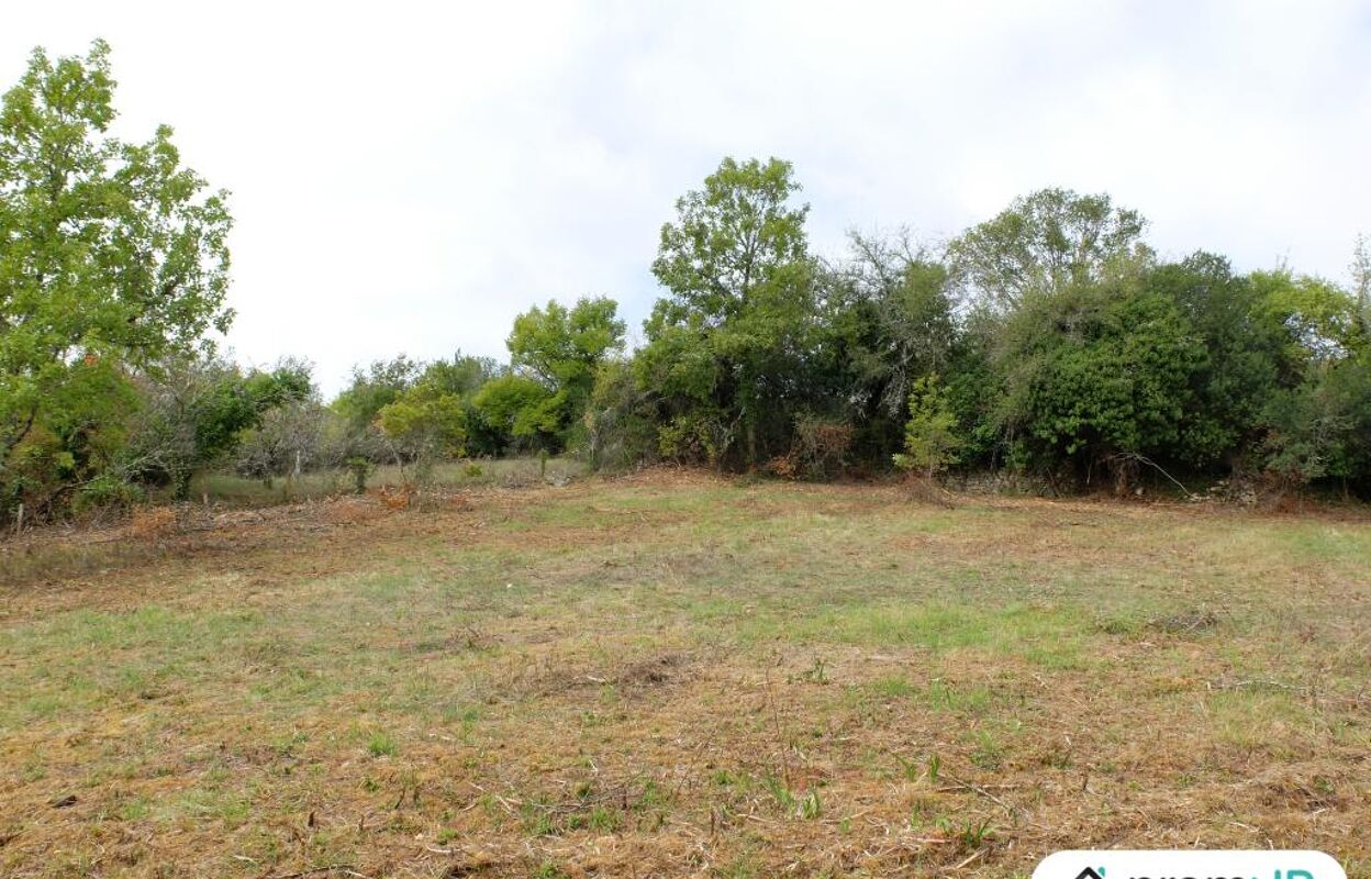 terrain  pièces 1946 m2 à vendre à Saint-Cyprien (24220)