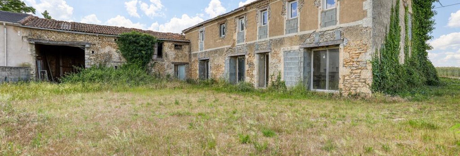 Maison 4 Pièces 160 m² à vendre à Coulonges-sur-l'Autize (79160)