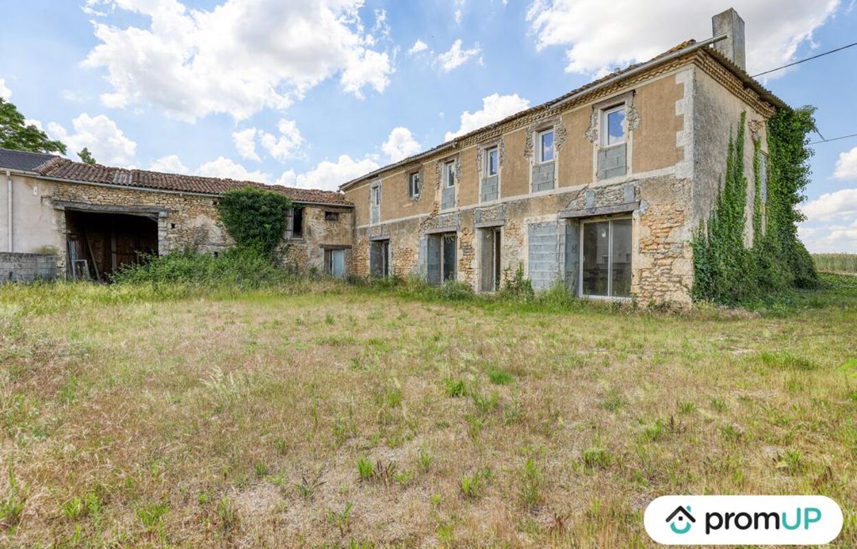 maison 4 pièces 160 m2 à vendre à Saint-Pompain (79160)