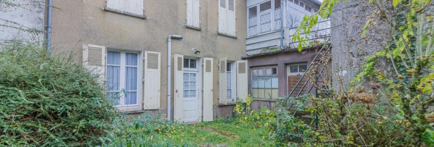 Maison 7 Pièces 216 m² à vendre à Augignac (24300)