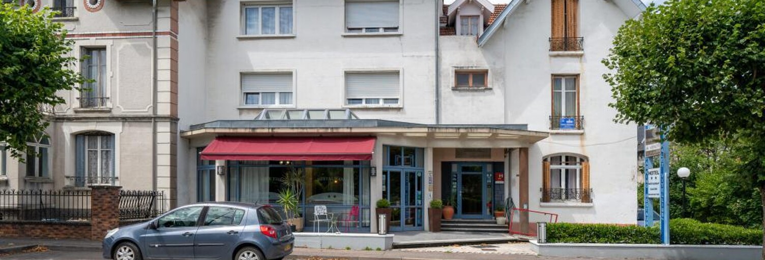 Immeuble  480 m² à vendre à Vittel (88800)