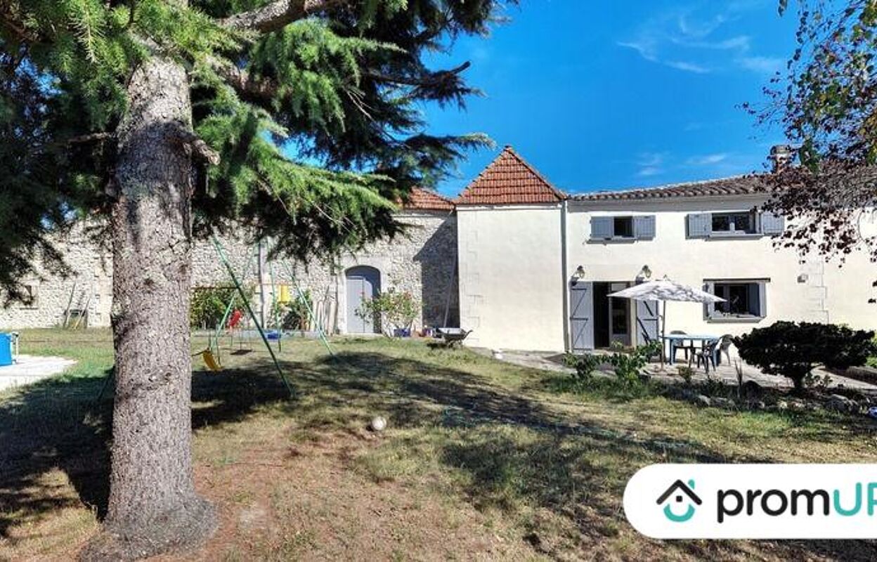 maison 10 pièces 320 m2 à vendre à Saint-Christoly-de-Blaye (33920)