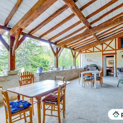 Maison 9 pièces 533000 €