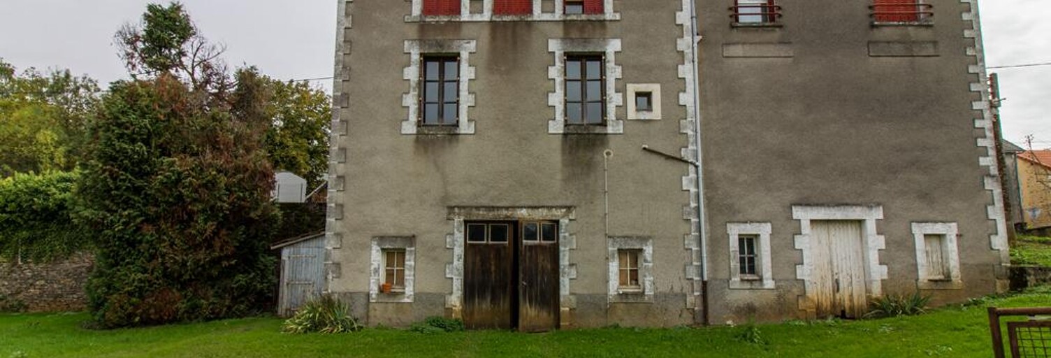 Maison 8 Pièces 240 m² à vendre à Thiviers (24800)