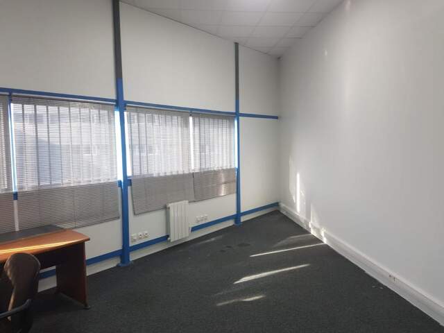 100 M2 PANTIN 93500 - LOCATION - LOCAUX BUREAUX - ANCIEN - 1 — photo du bien