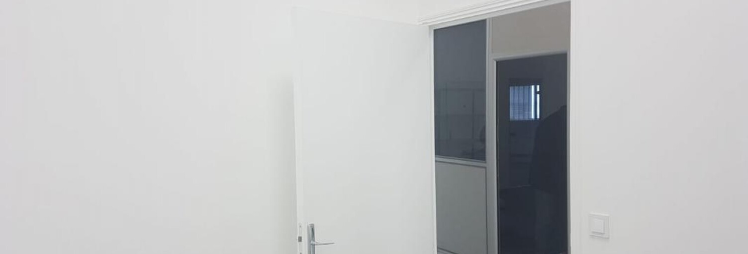 Bureau  16 m² à louer à Pantin (93500)