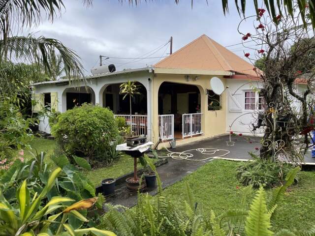 Maison F/4 de 74 m2 sur un terrain de 750 m2 sur Beau Séjour — photo du bien