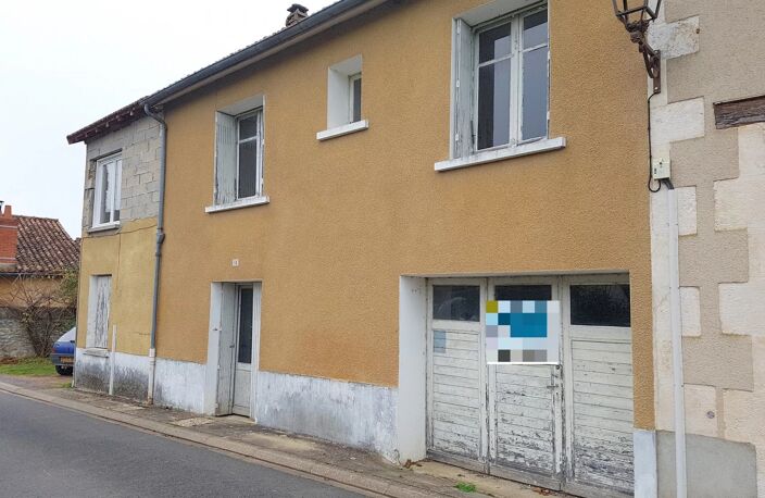 Maison à renover à vendre proche Montmorillon, Vienne 86 — photo 2