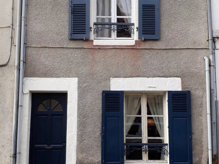Maison avec jardin à vendre à Magnac Laval - Haute Vienne — photo 1