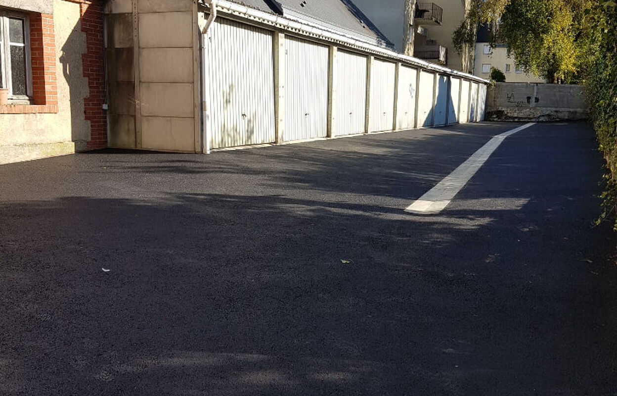 garage  pièces  m2 à louer à Bourges (18000)