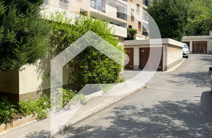 Appartement  4 Pièces Marseille  13015 — photo 5